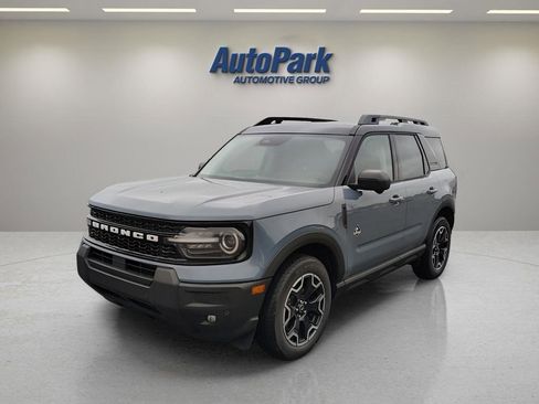 New 2025 Ford Bronco Sport Outer Banks w/ Outer Banks Tech Package+ AWD/4WD image 3