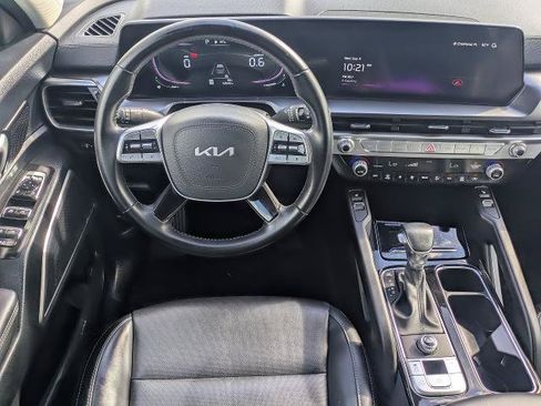 Used 2025 Kia Telluride S FWD image 17