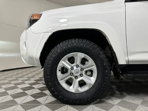 Used 2024 Toyota 4Runner SR5 Premium image 10