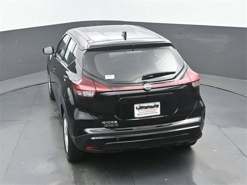Used 2024 Nissan Kicks S image 28