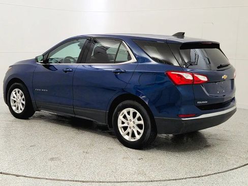Used 2020 Chevrolet Equinox LT w/ Driver Convenience Package image 5