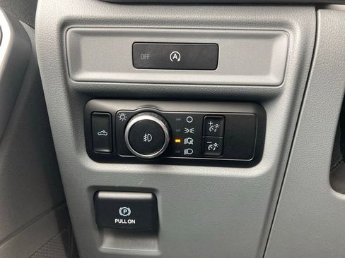 Used 2025 Ford F150 XLT w/ Equipment Group 301A Standard RWD image 15