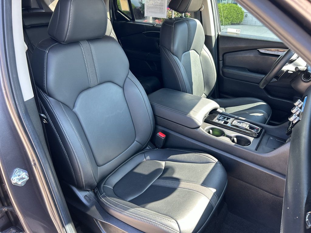 Used 2025 Honda Pilot Touring image 20