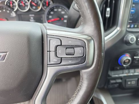 Used 2022 Chevrolet Silverado 1500 RST AWD/4WD image 32