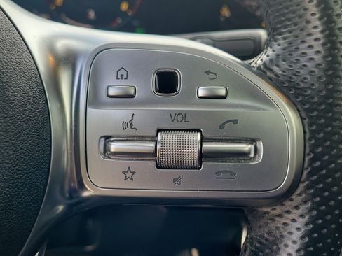 Used 2020 Mercedes-Benz CLA 250 image 26