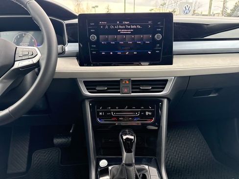 New 2026 Volkswagen Taos SE AWD/4WD image 25