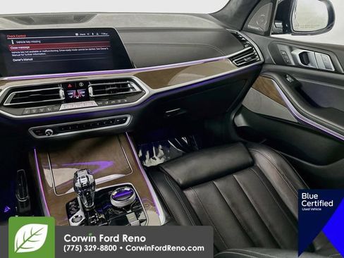 Used 2020 BMW X7 M50i w/ Dynamic Handling Package AWD/4WD image 28