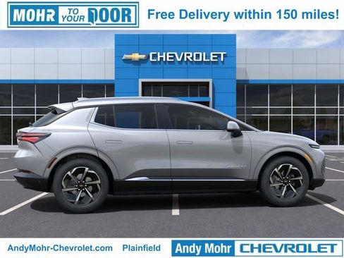 New 2025 Chevrolet Equinox EV LT image 5