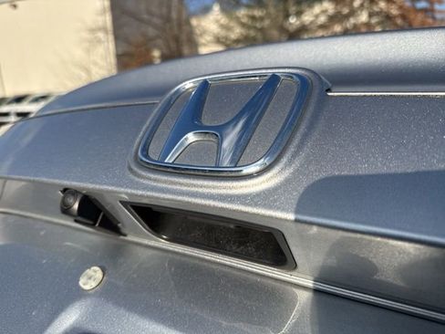 Used 2019 Honda Accord Touring image 14