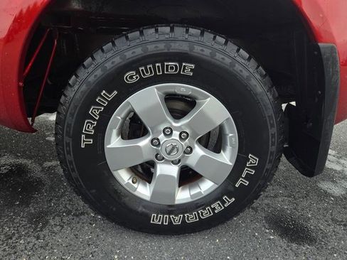 Used 2012 Nissan Frontier SV w/ SV Premium Utility Pkg image 19