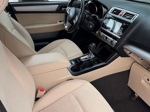 Used 2016 Subaru Outback 2.5i Premium image 15