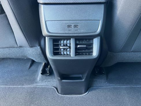 New 2026 Chevrolet Equinox LT image 17