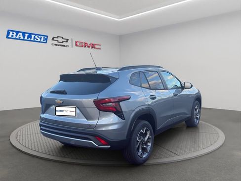 New 2026 Chevrolet Trax LT w/ LT Convenience Package image 5