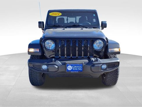 Used 2021 Jeep Gladiator Sport image 10