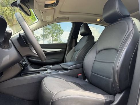 Used 2020 INFINITI QX50 Luxe w/ Navigation Package AWD/4WD image 12