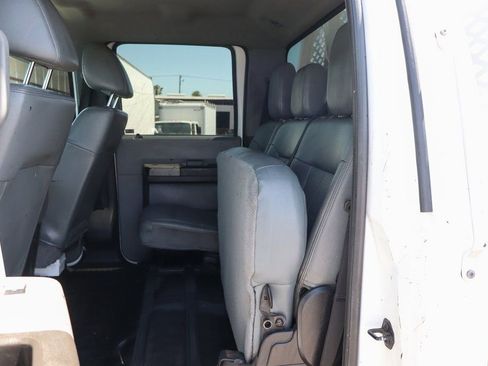 Used 2016 Ford F650 2WD Crew Cab Super Duty image 33
