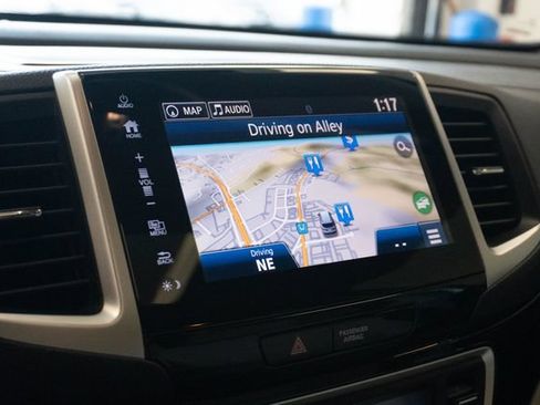 Used 2018 Honda Pilot Elite image 29