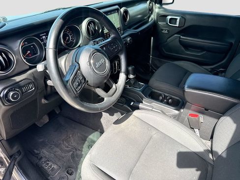 Used 2021 Jeep Wrangler Unlimited Sport AWD/4WD image 25