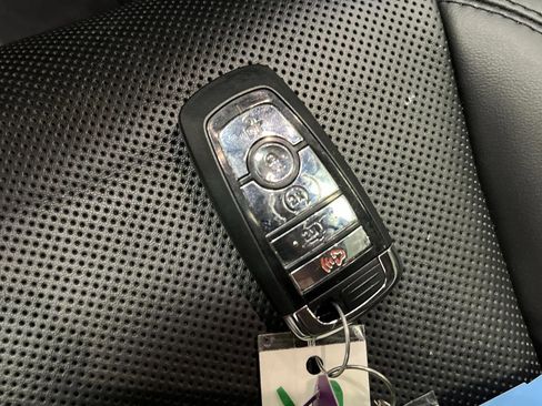 Used 2024 Lincoln Corsair Grand Touring w/ Equipment Group 301A image 29