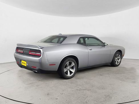 Used 2015 Dodge Challenger SXT w/ Sound Group RWD image 5