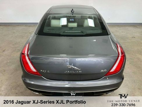 Used 2016 Jaguar XJ L Portfolio image 9