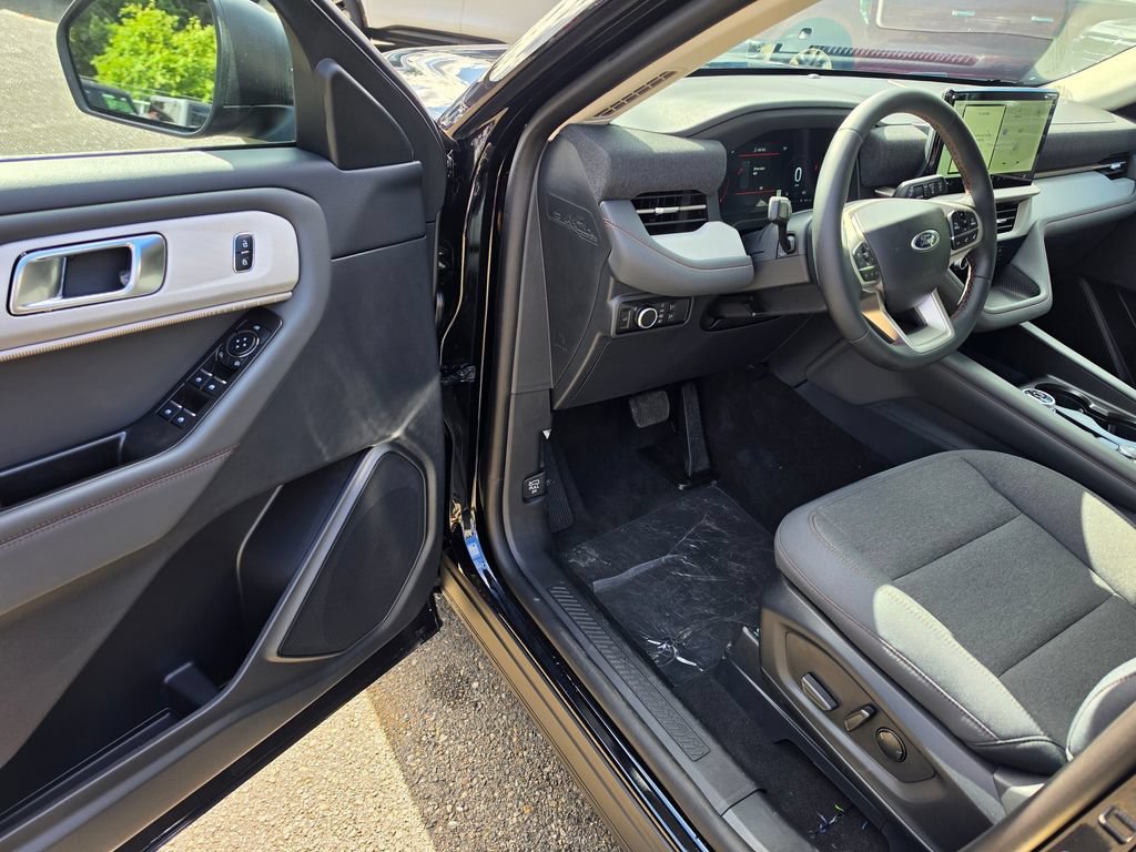 New 2026 Ford Explorer Active AWD/4WD image 21