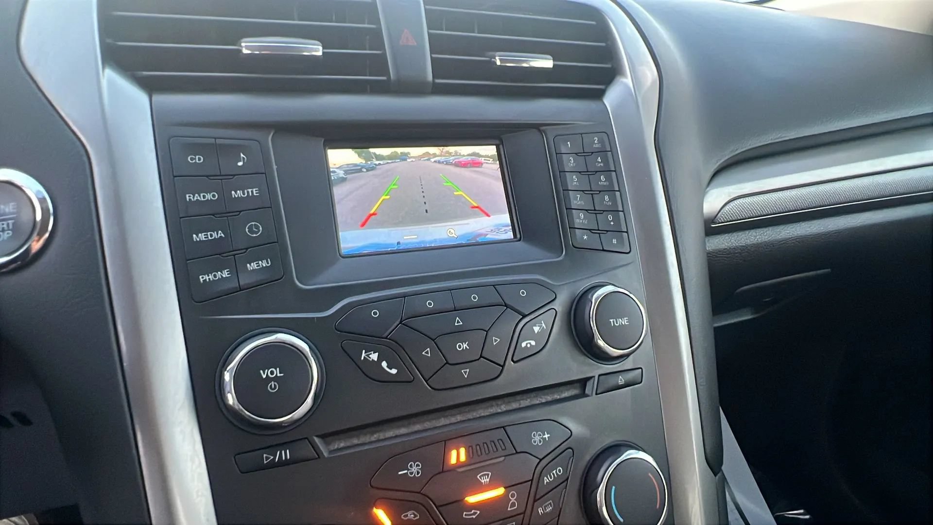 Used 2018 Ford Fusion S FWD image 13