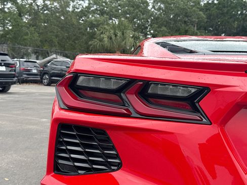Used 2022 Chevrolet Corvette Stingray Coupe w/ 1LT RWD image 10
