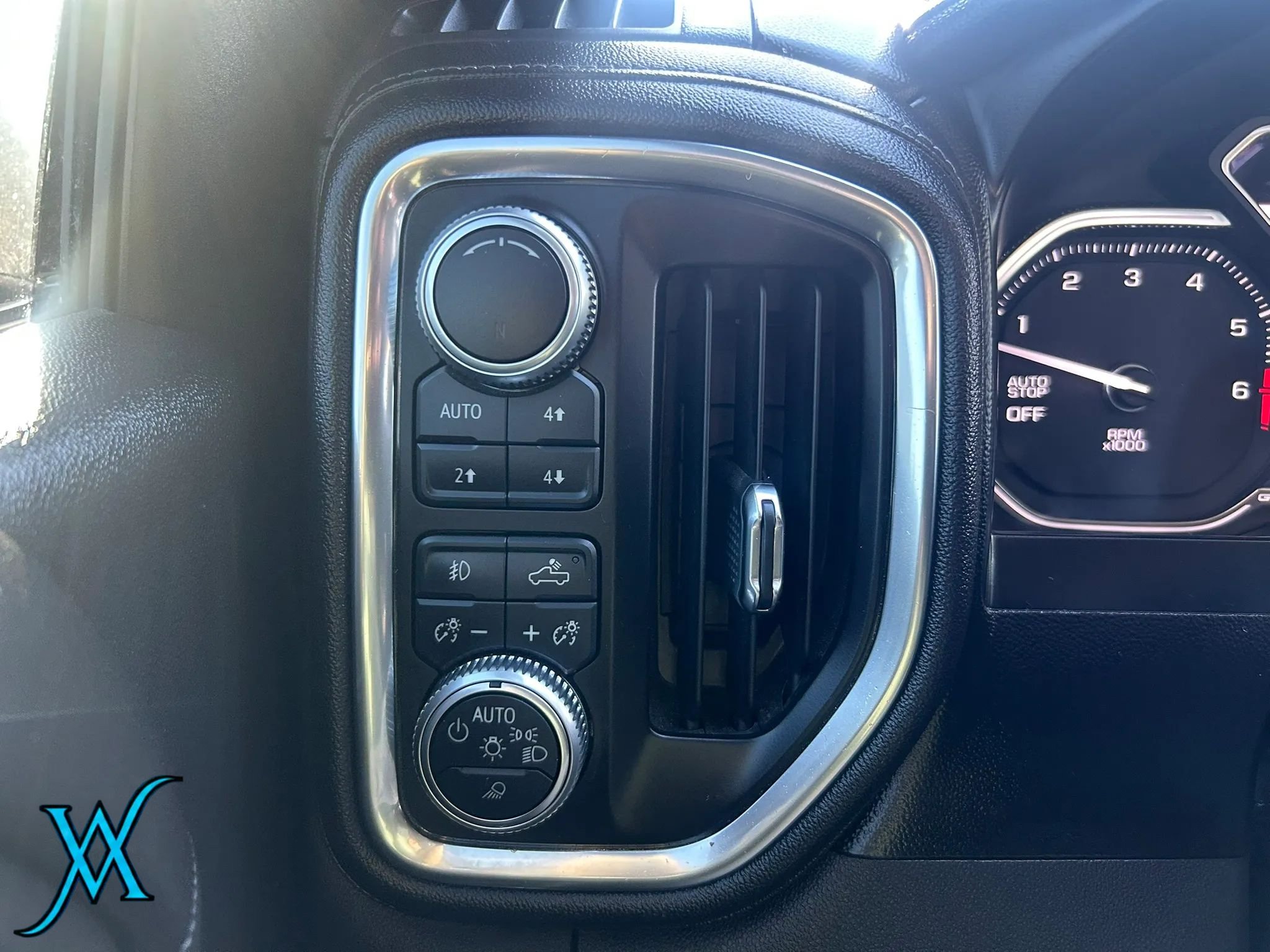 Used 2019 GMC Sierra 1500 Denali AWD/4WD image 42
