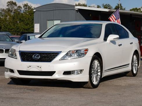 Used 2011 Lexus LS 460 4dr Sedan RWD image 4