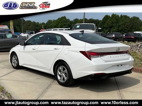 Used 2021 Hyundai Elantra SE FWD image 5