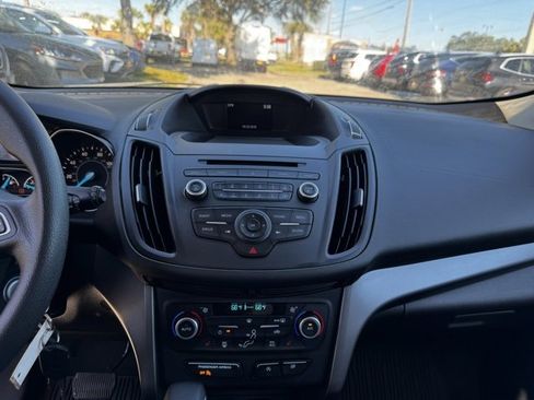 Used 2018 Ford Escape SE w/ Ford Safe & Smart Package image 26