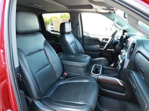 Used 2019 GMC Sierra 1500 SLT w/ SLT Premium Plus Package RWD image 32