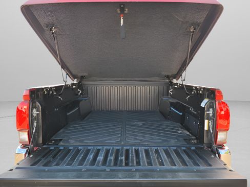 Certified 2021 Toyota Tacoma SR5 image 25