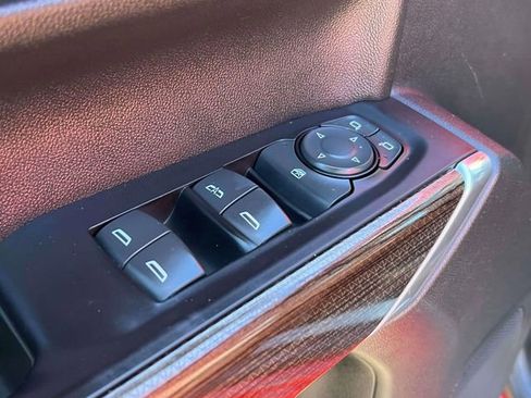 Used 2019 Chevrolet Silverado 1500 LT w/ All-Star Edition image 18