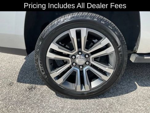 Used 2019 GMC Yukon Denali w/ Denali Ultimate Package AWD/4WD image 31