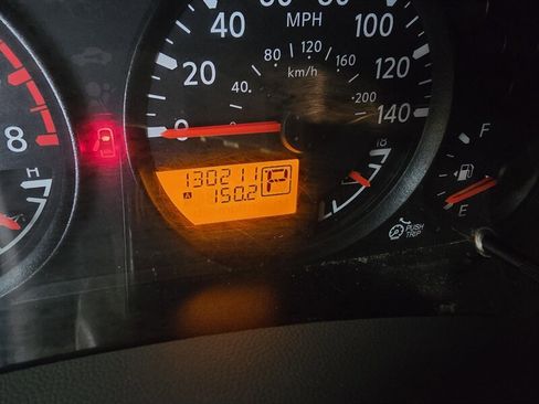 Used 2018 Nissan Frontier SV image 21