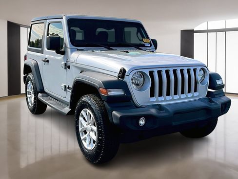 Used 2023 Jeep Wrangler Sport S image 1