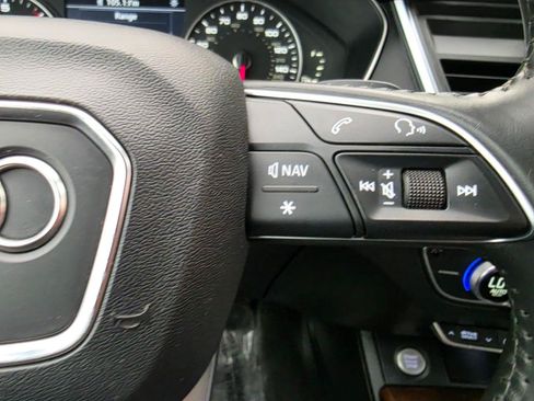 Used 2018 Audi Q5 2.0T Premium AWD/4WD image 15
