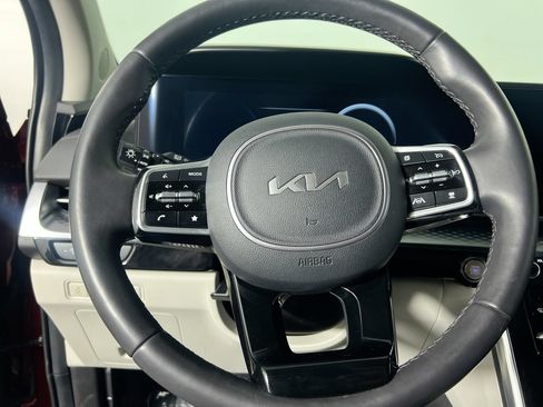 Certified 2024 Kia Carnival SX Prestige FWD image 15