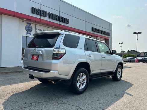 Certified 2024 Toyota 4Runner SR5 AWD/4WD image 5