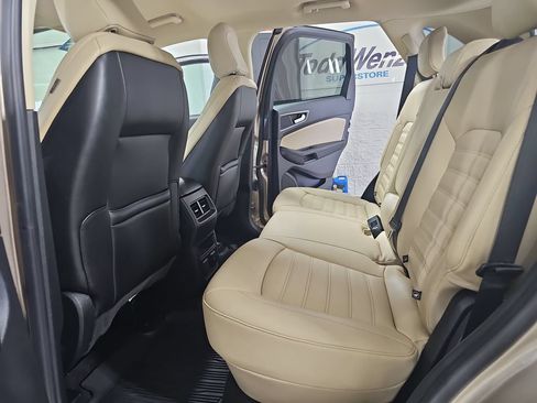 Used 2020 Ford Edge SEL w/ Convenience Package AWD/4WD image 17