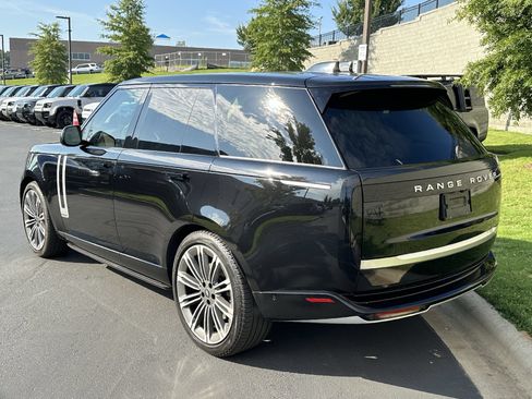 Certified 2024 Land Rover Range Rover Autobiography AWD/4WD image 4