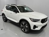 New 2025 Volvo XC40 B5 Plus w/ Protection Package Premier image 4