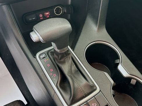 Used 2017 Kia Sportage LX image 17