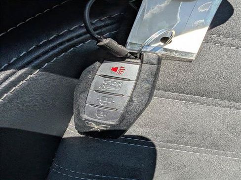 Used 2024 Mitsubishi Outlander SE FWD image 40