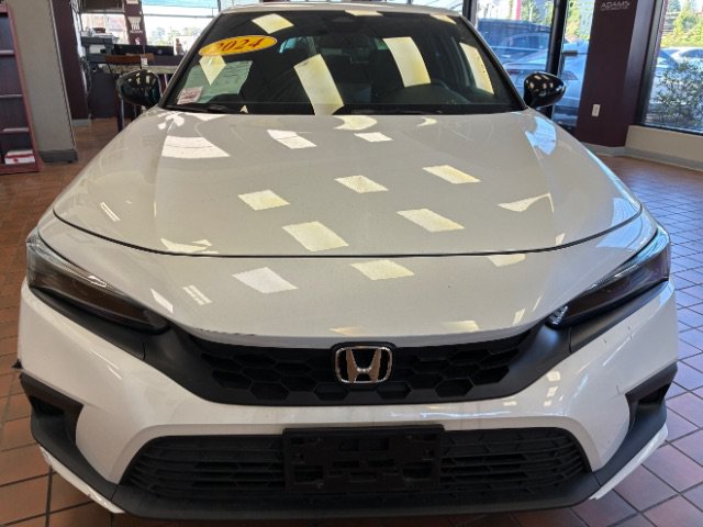 Used 2024 Honda Civic Sport image 3