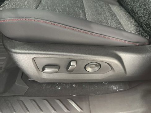 New 2026 Chevrolet Colorado Z71 image 12