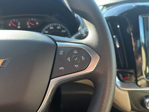 Certified 2022 Chevrolet Traverse LS image 23