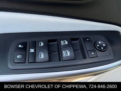 Used 2021 Jeep Cherokee Latitude Lux w/ Comfort/Convenience Group AWD/4WD image 12